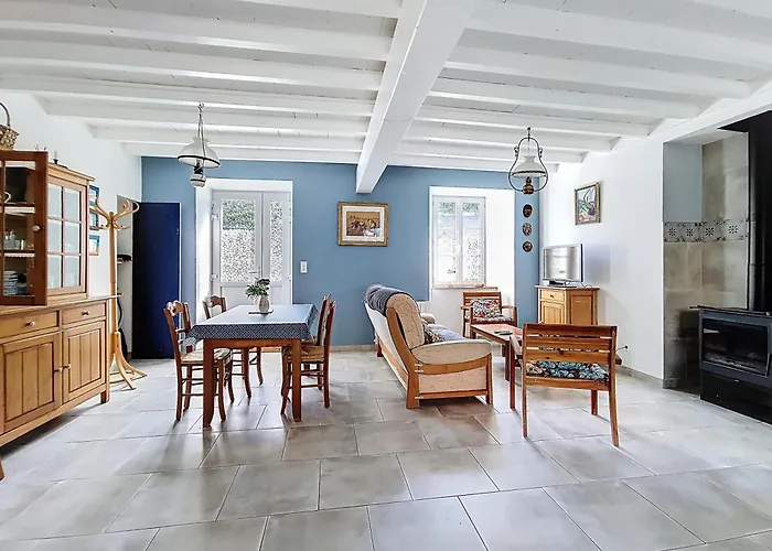 בית נופש La Petite Mainerie *